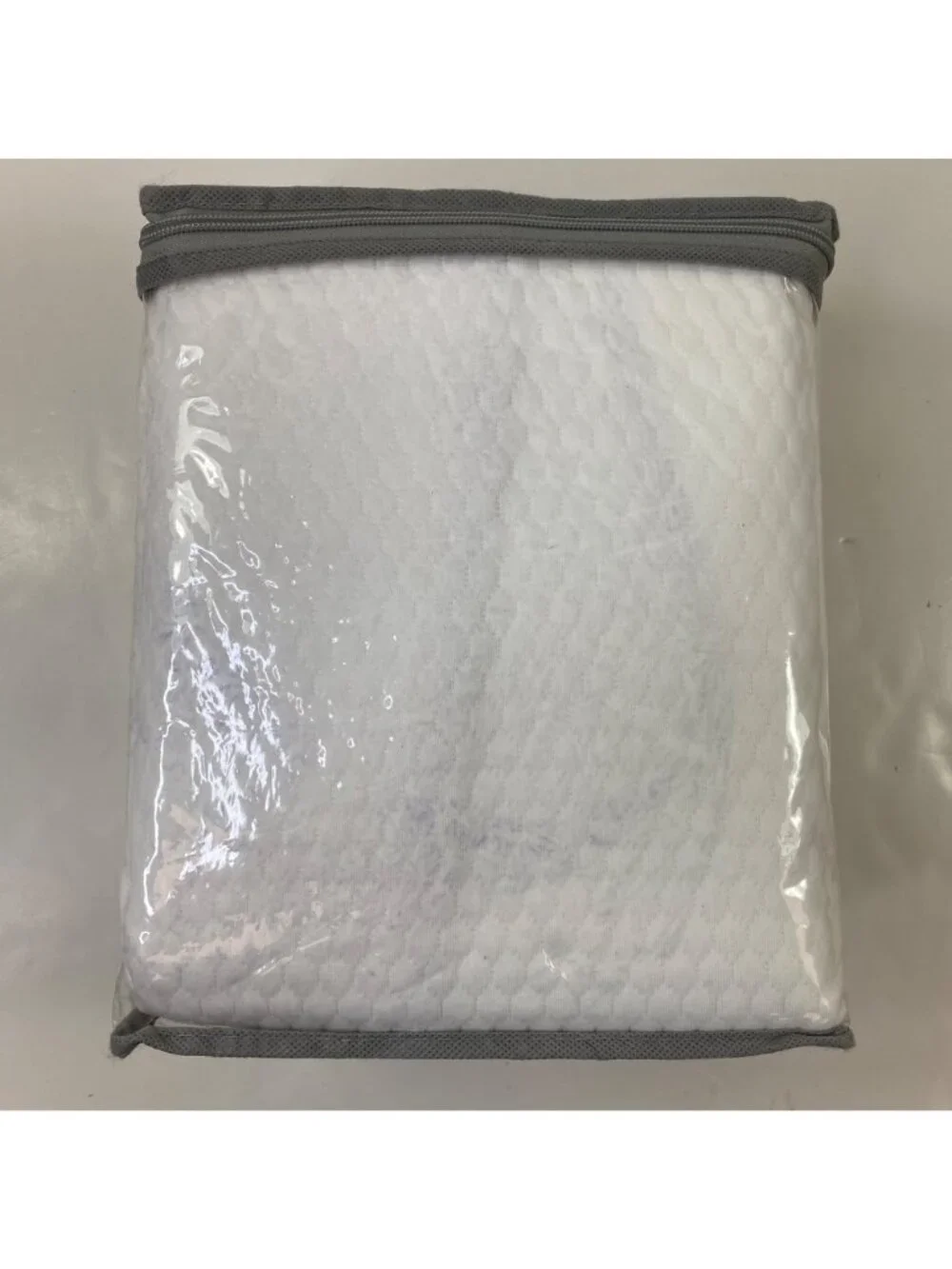 Spring Air King Comfort Knit Waterproof Mattress Protector Hypoallergenic White